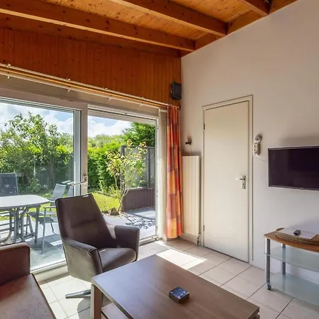 Holiday home With Sunny Garden *