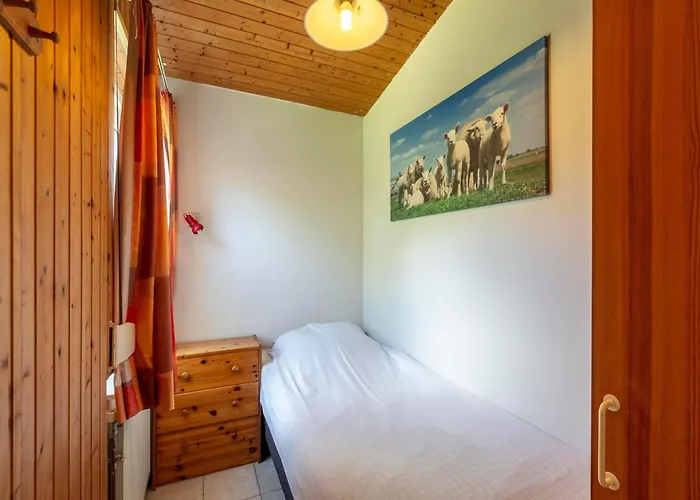 Feriehus Near And Forest In De Blenck